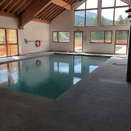 Le Hameau Des Rennes Apartment *